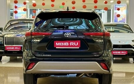 Toyota Highlander, 2022 год, 3 230 000 рублей, 7 фотография