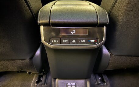 Toyota Highlander, 2022 год, 3 230 000 рублей, 23 фотография
