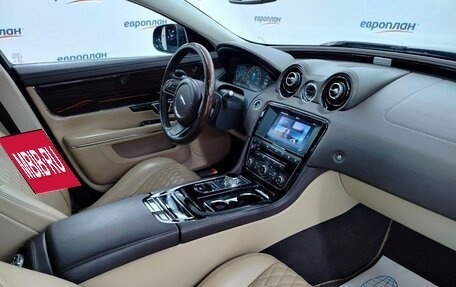 Jaguar XJ IV (X351), 2017 год, 3 245 000 рублей, 15 фотография