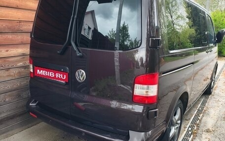 Volkswagen Caravelle T5, 2010 год, 2 800 000 рублей, 6 фотография