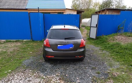 KIA cee'd I рестайлинг, 2010 год, 700 000 рублей, 3 фотография