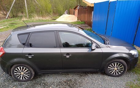 KIA cee'd I рестайлинг, 2010 год, 700 000 рублей, 4 фотография