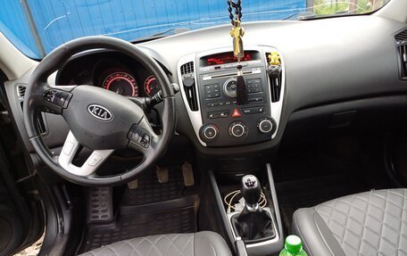 KIA cee'd I рестайлинг, 2010 год, 700 000 рублей, 9 фотография