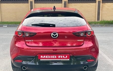 Mazda 3, 2020 год, 1 900 000 рублей, 8 фотография