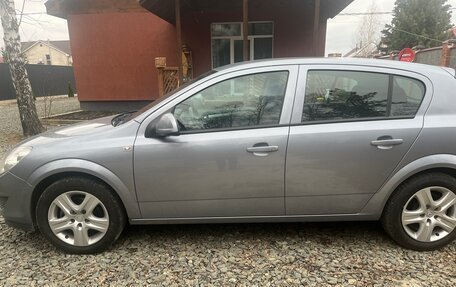 Opel Astra H, 2010 год, 530 000 рублей, 2 фотография