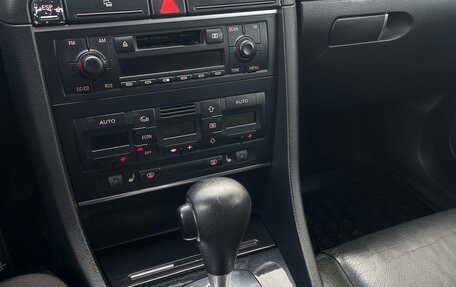 Audi A4, 2004 год, 550 000 рублей, 15 фотография