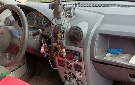 Renault Logan I, 2006 год, 200 000 рублей, 3 фотография