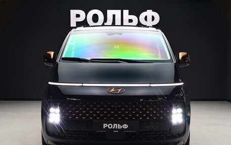 Hyundai Staria, 2023 год, 6 350 000 рублей, 3 фотография