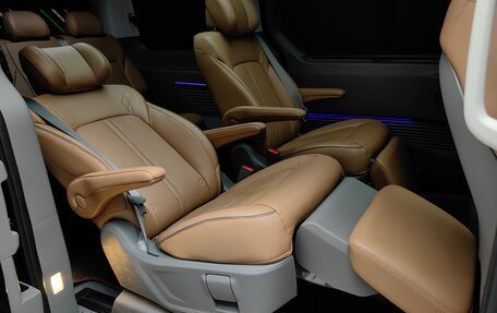 Hyundai Staria, 2023 год, 6 350 000 рублей, 19 фотография