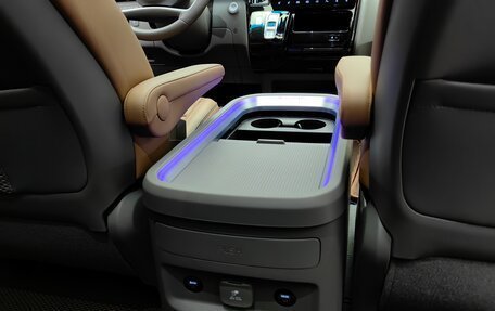 Hyundai Staria, 2023 год, 6 350 000 рублей, 28 фотография