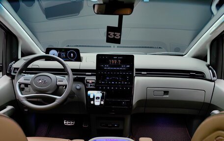 Hyundai Staria, 2023 год, 6 350 000 рублей, 25 фотография