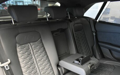 Audi RS Q8 I, 2024 год, 24 570 000 рублей, 32 фотография