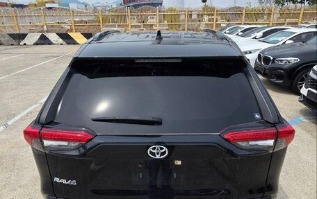 Toyota RAV4, 2022 год, 2 300 000 рублей, 6 фотография