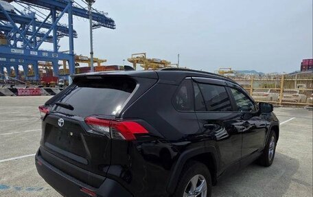 Toyota RAV4, 2022 год, 2 300 000 рублей, 7 фотография