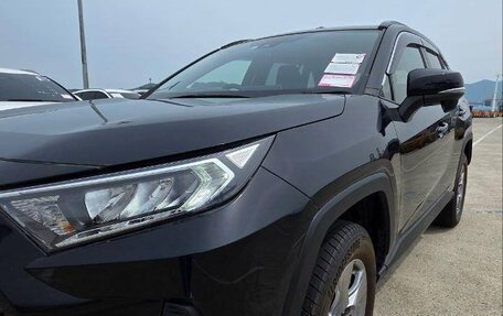 Toyota RAV4, 2022 год, 2 300 000 рублей, 11 фотография