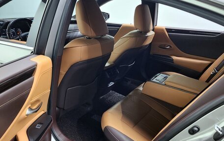 Lexus ES VII, 2021 год, 3 259 000 рублей, 20 фотография