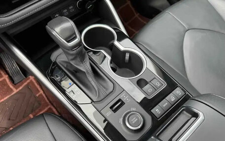 Toyota Highlander, 2022 год, 3 255 000 рублей, 15 фотография