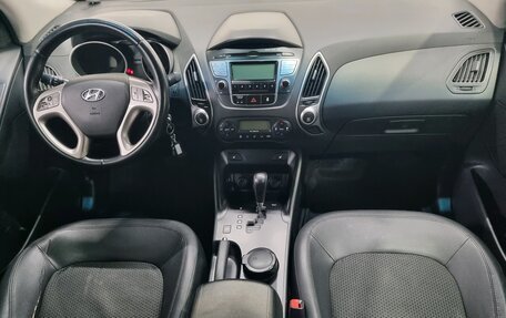 Hyundai ix35 I рестайлинг, 2012 год, 950 000 рублей, 11 фотография