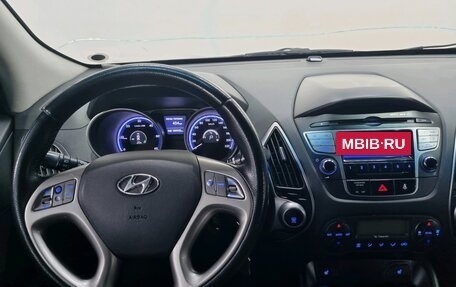 Hyundai ix35 I рестайлинг, 2012 год, 950 000 рублей, 12 фотография