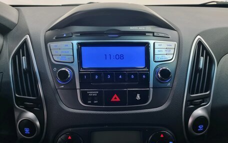 Hyundai ix35 I рестайлинг, 2012 год, 950 000 рублей, 16 фотография
