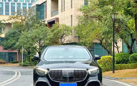 Mercedes-Benz E-Класс, 2022 год, 4 000 035 рублей, 2 фотография