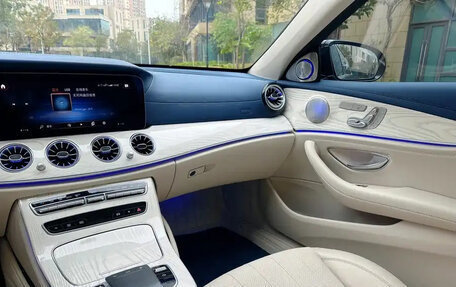 Mercedes-Benz E-Класс, 2022 год, 4 000 035 рублей, 15 фотография