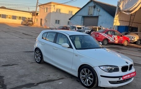 BMW 1 серия, 2008 год, 630 000 рублей, 2 фотография