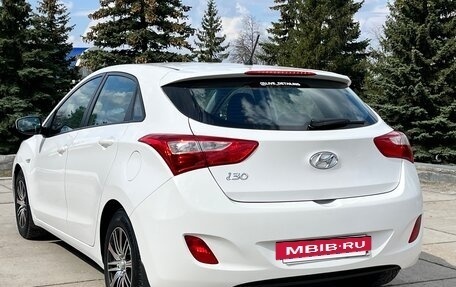 Hyundai i30 II рестайлинг, 2014 год, 850 000 рублей, 13 фотография