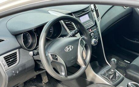 Hyundai i30 II рестайлинг, 2014 год, 850 000 рублей, 17 фотография