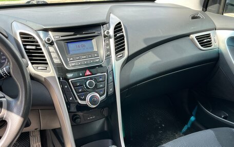 Hyundai i30 II рестайлинг, 2014 год, 850 000 рублей, 22 фотография