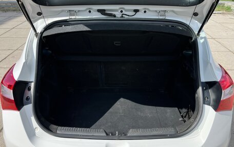 Hyundai i30 II рестайлинг, 2014 год, 850 000 рублей, 24 фотография