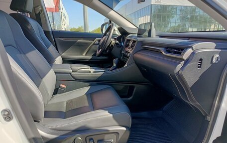 Lexus RX IV рестайлинг, 2021 год, 6 800 000 рублей, 13 фотография