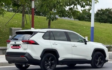 Toyota RAV4, 2020 год, 2 550 035 рублей, 4 фотография