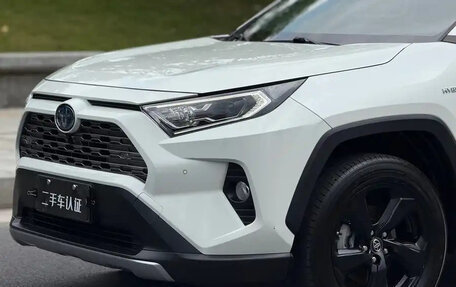 Toyota RAV4, 2020 год, 2 550 035 рублей, 8 фотография