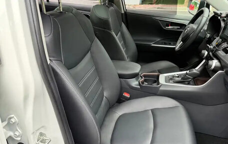 Toyota RAV4, 2020 год, 2 550 035 рублей, 19 фотография