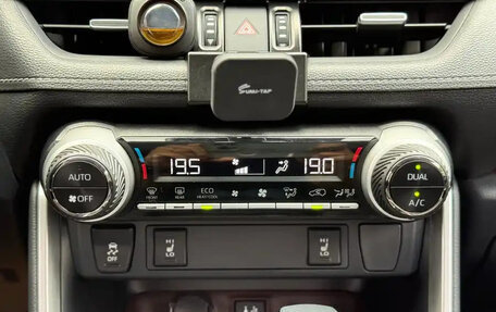 Toyota RAV4, 2020 год, 2 550 035 рублей, 27 фотография