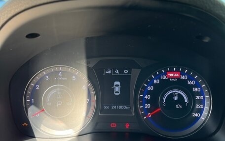 Hyundai i40 I рестайлинг, 2015 год, 1 200 000 рублей, 11 фотография