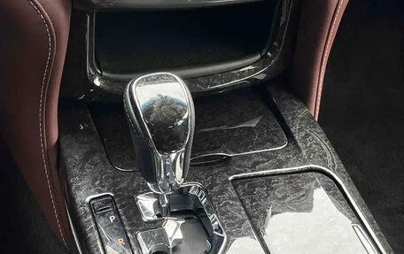 Toyota Crown, 2020 год, 2 880 000 рублей, 17 фотография