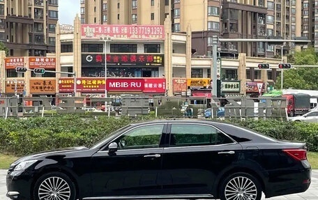 Toyota Crown, 2020 год, 2 880 000 рублей, 11 фотография