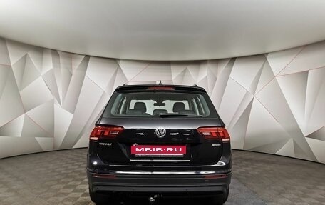 Volkswagen Tiguan II, 2019 год, 2 099 000 рублей, 8 фотография