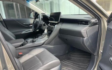Toyota Harrier, 2022 год, 2 950 000 рублей, 16 фотография