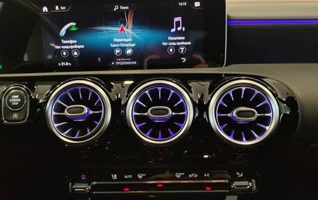 Mercedes-Benz CLA, 2019 год, 2 910 000 рублей, 13 фотография