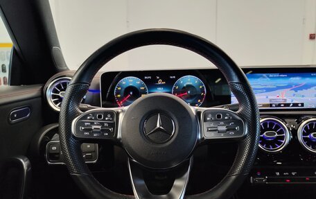 Mercedes-Benz CLA, 2019 год, 2 910 000 рублей, 15 фотография