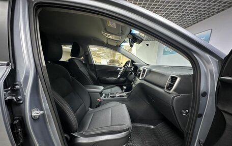 KIA Sportage IV рестайлинг, 2022 год, 2 952 000 рублей, 10 фотография