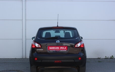 Nissan Qashqai, 2010 год, 1 097 000 рублей, 4 фотография