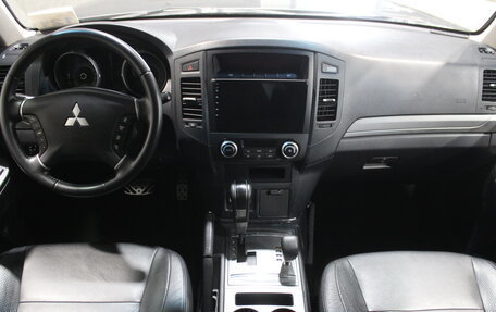 Mitsubishi Pajero IV, 2012 год, 2 095 000 рублей, 6 фотография
