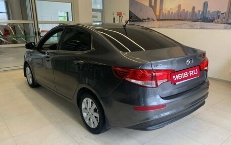 KIA Rio III рестайлинг, 2016 год, 800 000 рублей, 6 фотография
