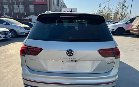 Volkswagen Tiguan II, 2022 год, 2 850 060 рублей, 5 фотография
