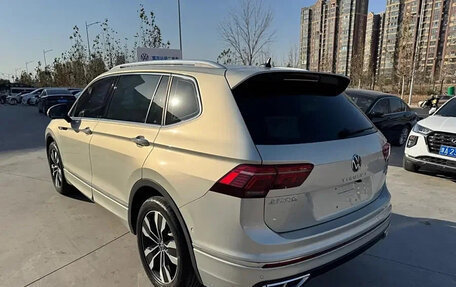 Volkswagen Tiguan II, 2022 год, 2 850 060 рублей, 6 фотография