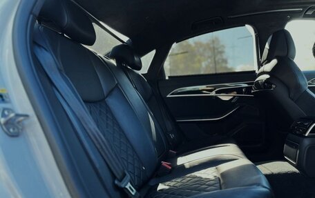 Audi S8, 2022 год, 11 750 000 рублей, 14 фотография
